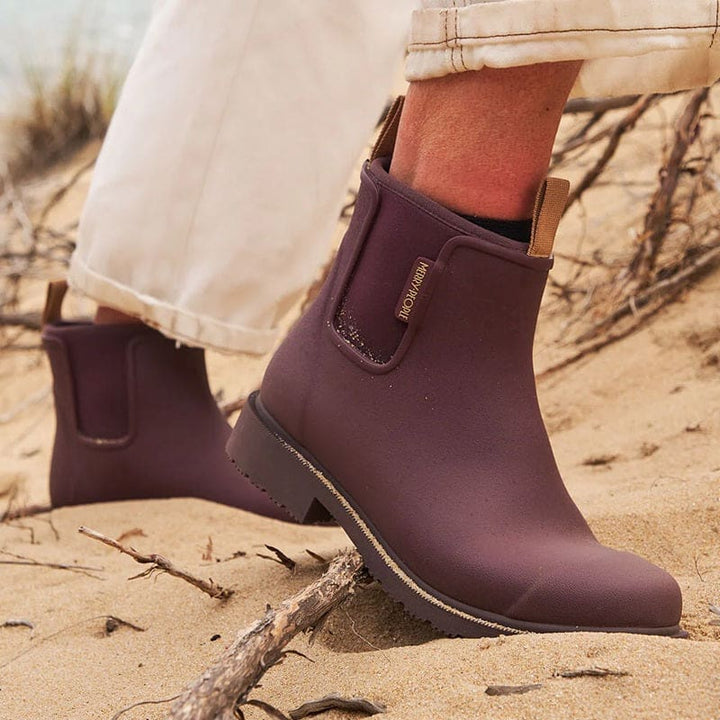 Bobbi Boot Enhanced Traction | Dark Cherry - Accessories