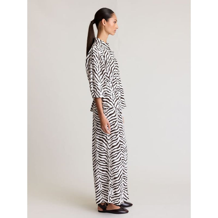 Pintuck Blouse | Zebra - Tops