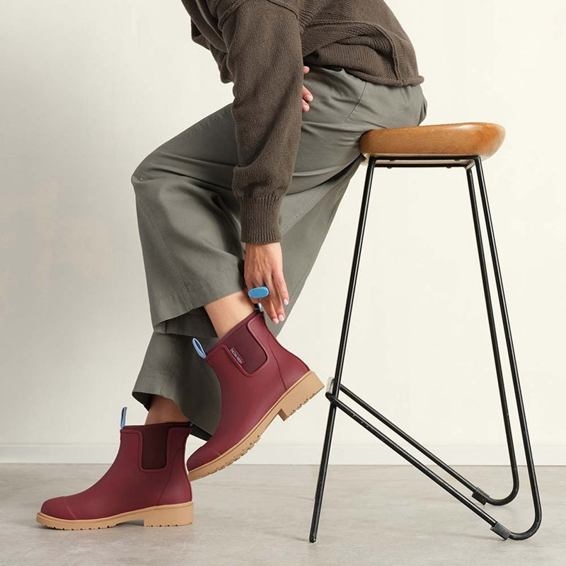 Bobbi Boot Enhanced Traction | Brick Red