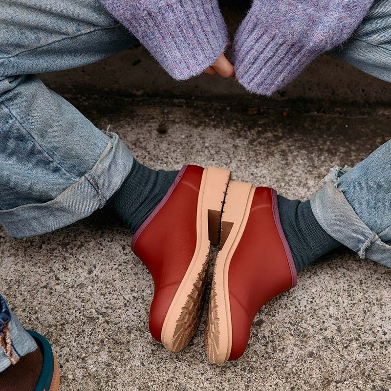 Billie Clog | Brick Red