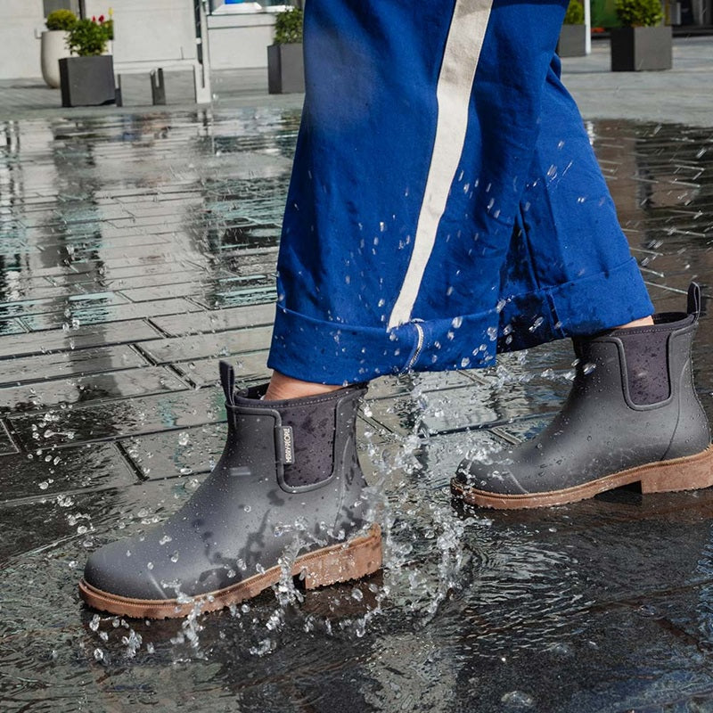 Bobbi Boot Enhanced Traction | Charcoal
