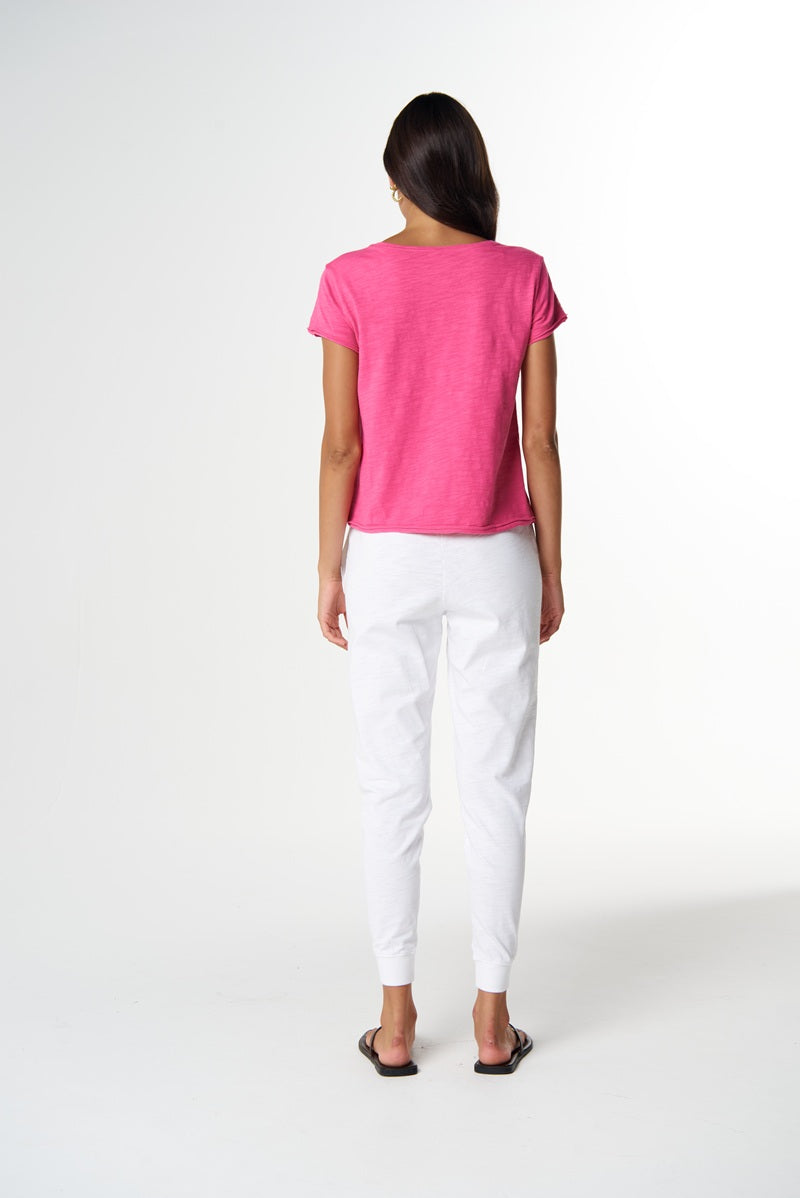 Front Split Tee Carmine Rose | C1384