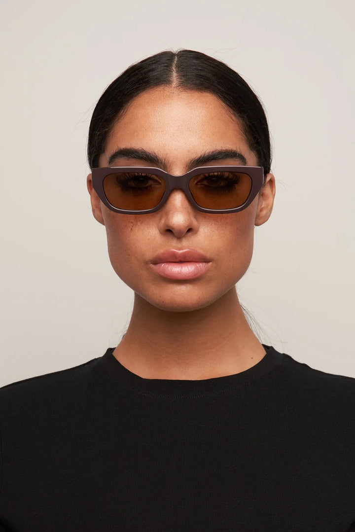 Cato | Chocolate & Brown
