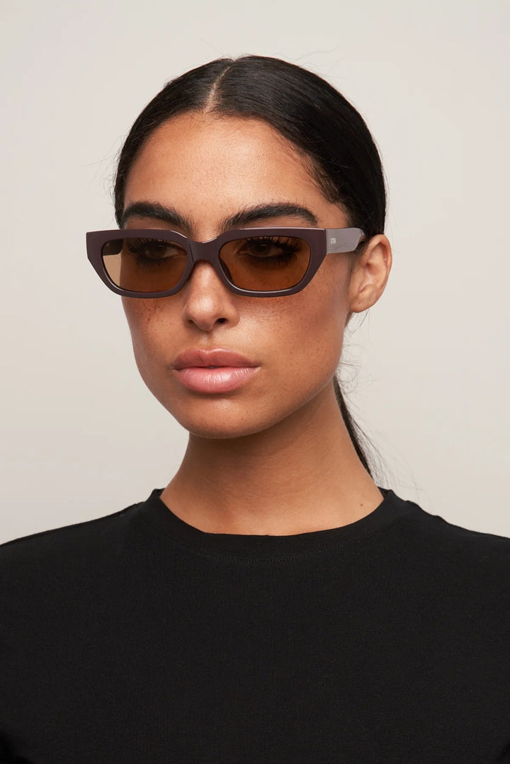 Cato | Chocolate & Brown