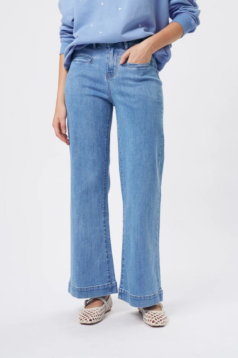 Freya Jean Heart | 70's Blue