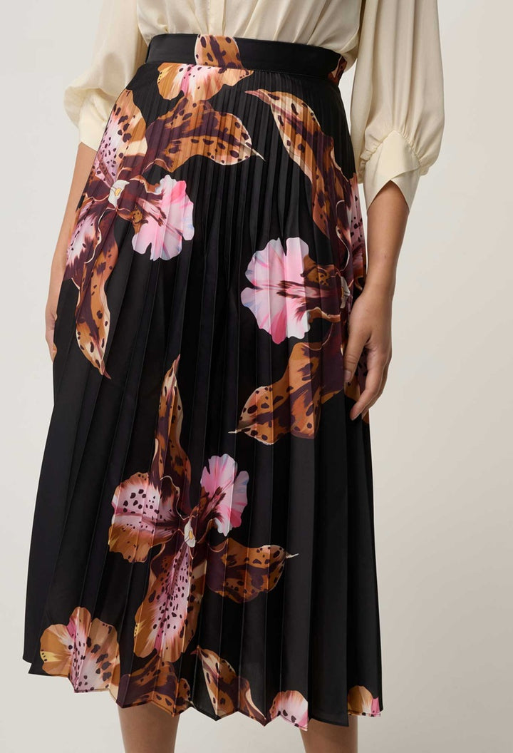 Iris Pleated Skirt | Sunset Orchid