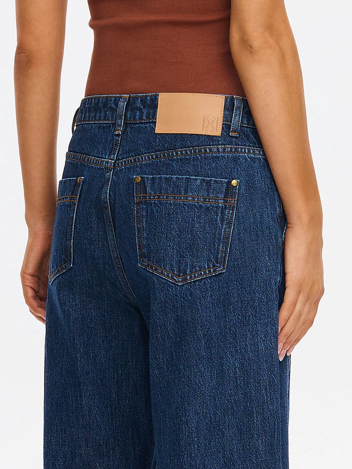 Jessica Barrel Jean | Dark Stonewash