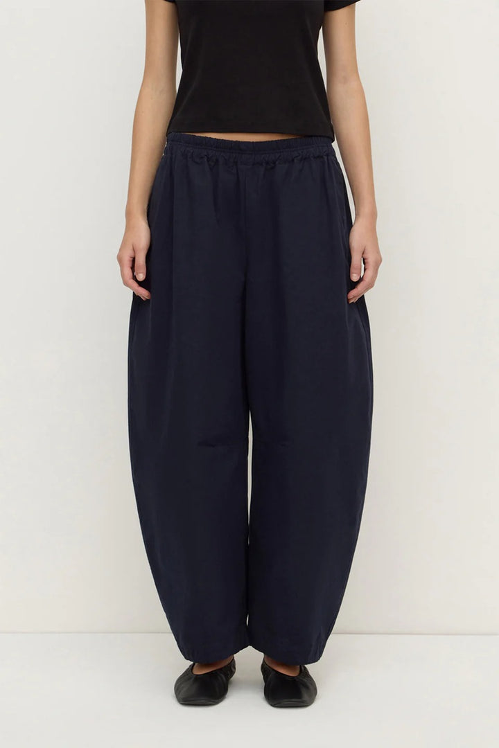 Lola Barrel Pant | Navy