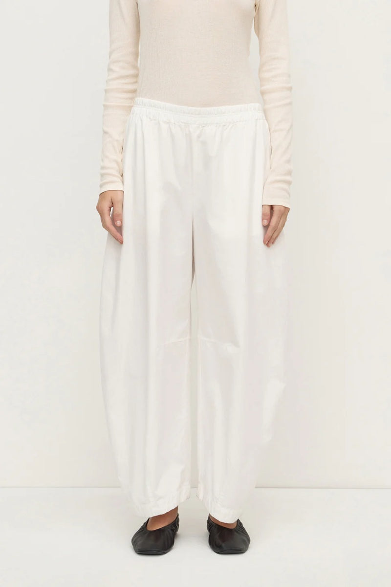 Lola Barrel Pant | White