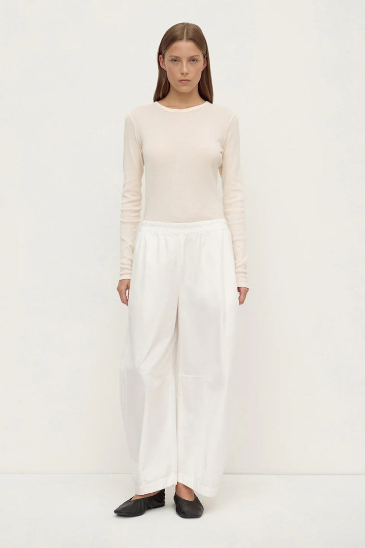 Lola Barrel Pant | White