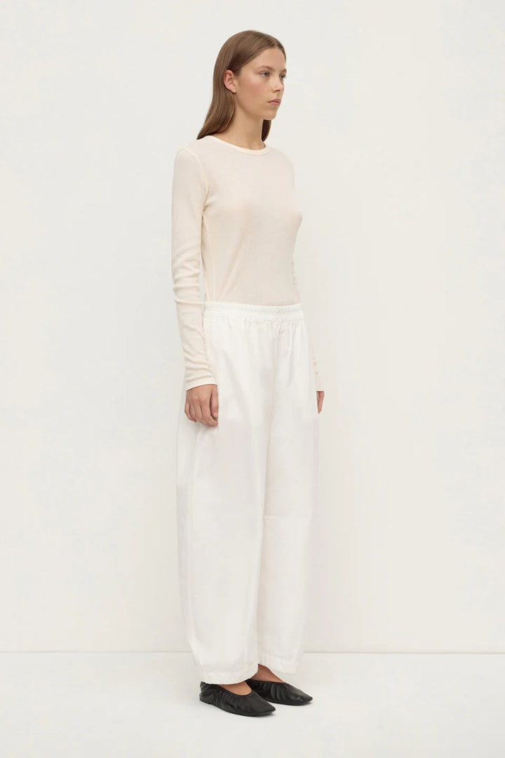 Lola Barrel Pant | White