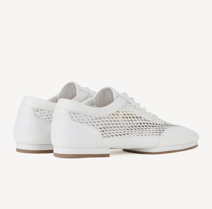 Remy | White