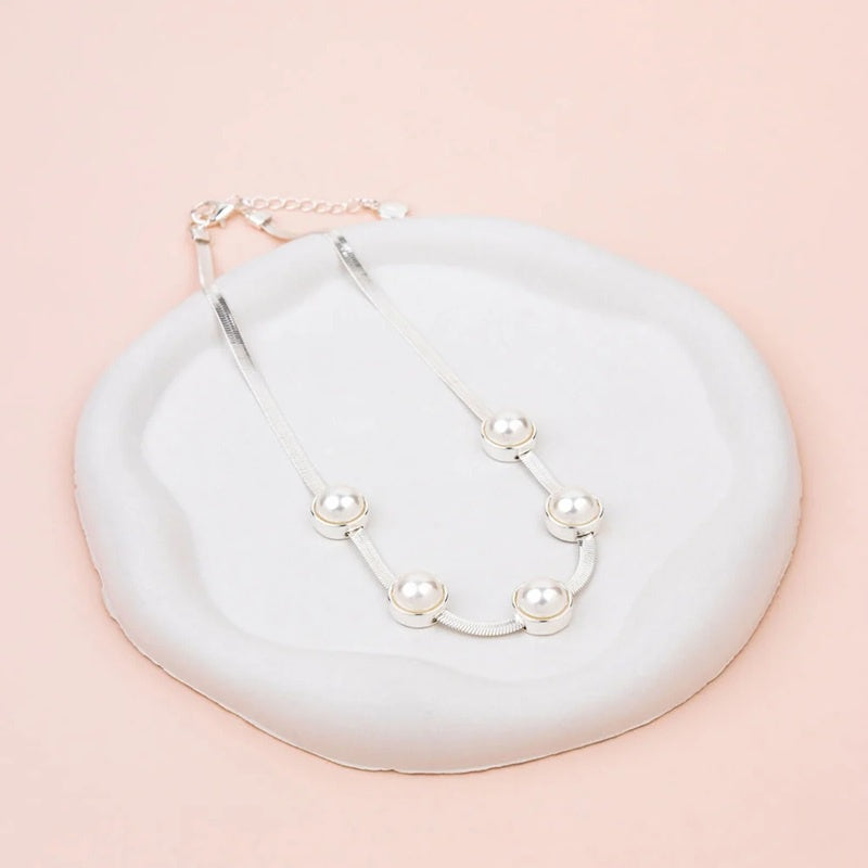 Silver Wide Snake Chain With Pearls Necklace | Short