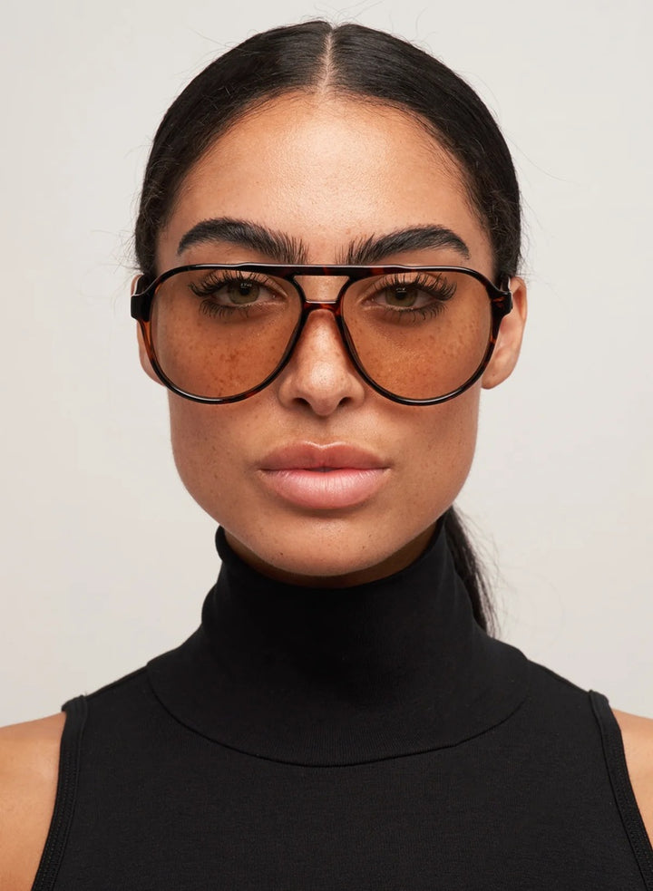 Stevie | Tort & Brown