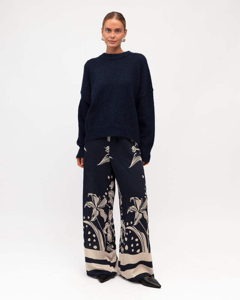 Velvet Petals Pant
