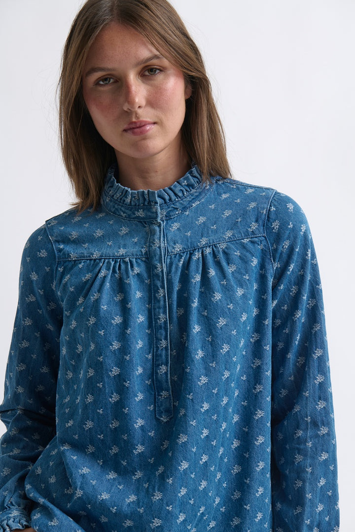 Tamara Shirt | Denim with Flower