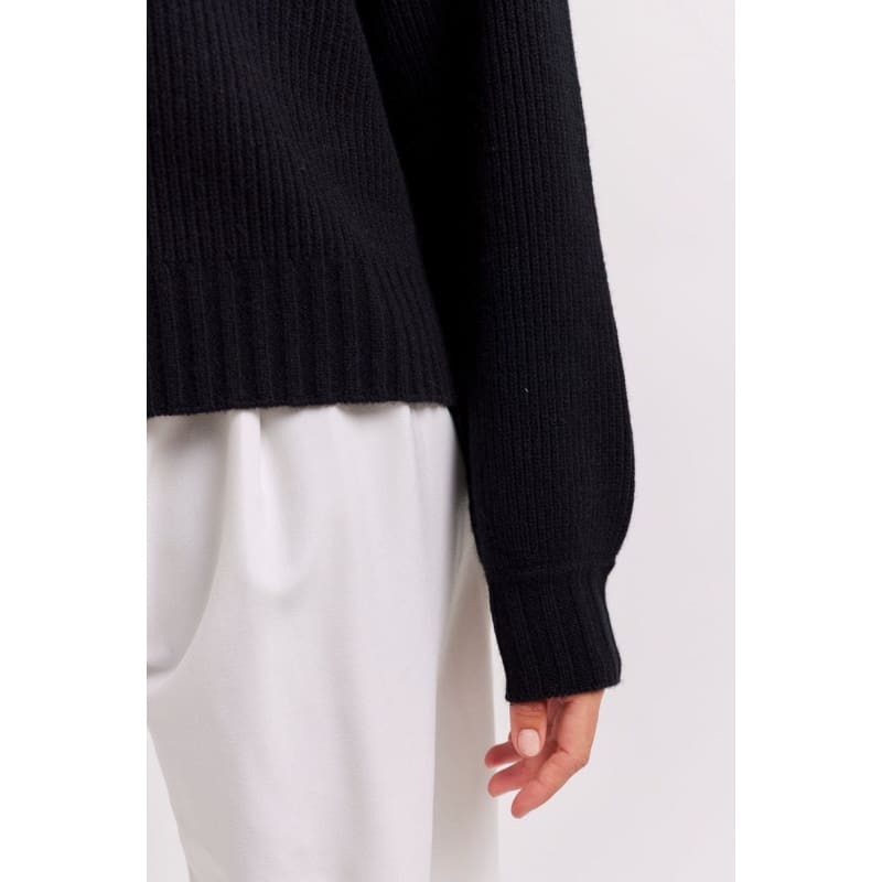 Ana Sweater Black - Tops