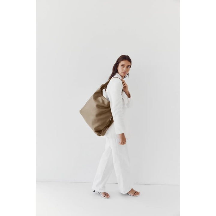 Bella XL 2-1 Convertible Backpack Tote | Taupe - Accessories