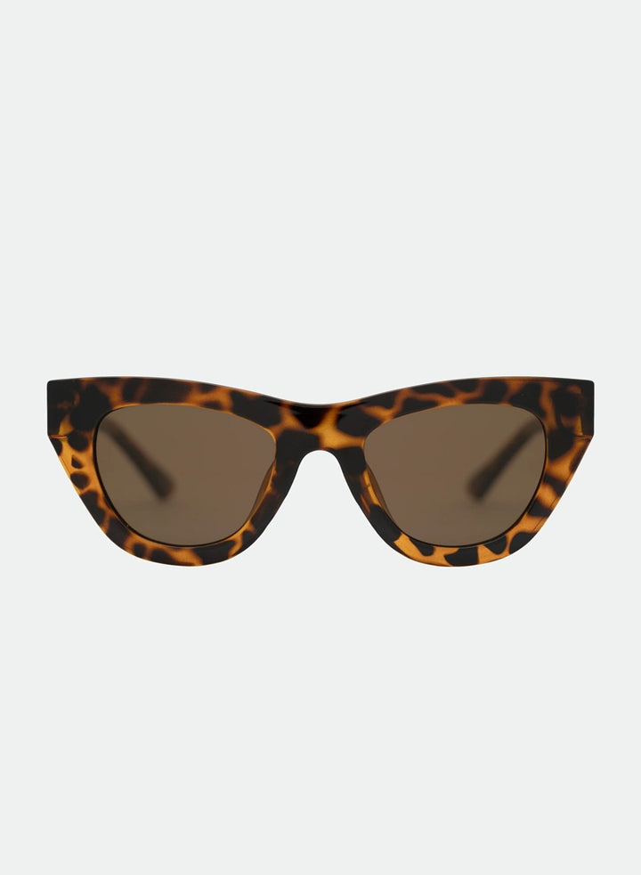 Kinni | Tort & Brown