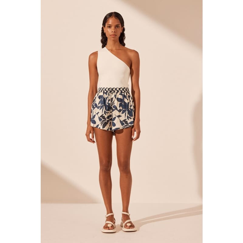 Magnolia Silk Contrast Curved Hem Short - Bottoms