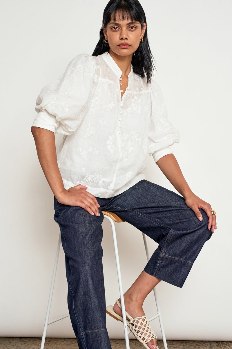 Poise Top | Porcelain
