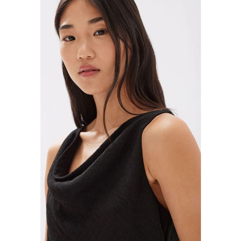 Reign Textured Top | Black - Tops