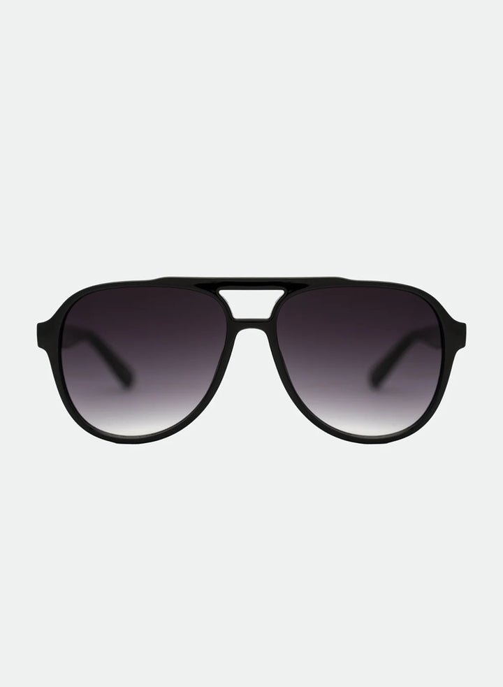 Stevie | Black Smoke Fade