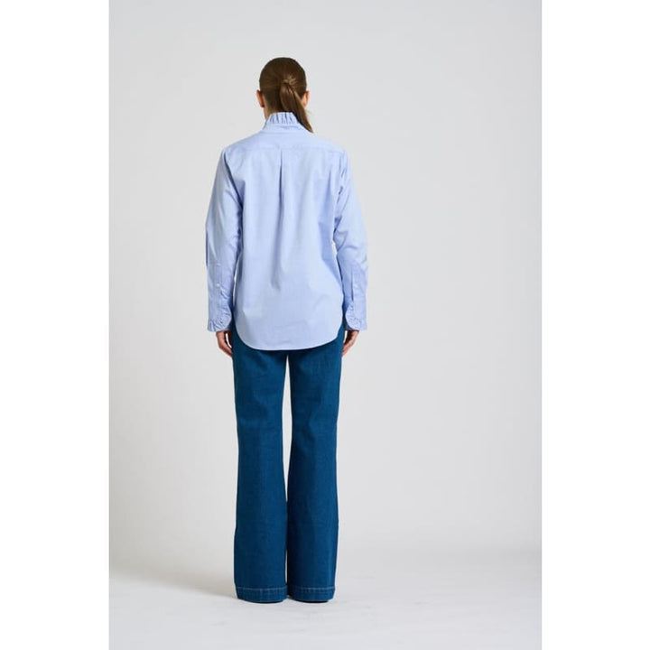 The Olivia Classic Cut Shirt Flannel Frill | Blue Oxford - Tops