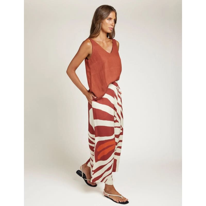 V Back Cami | Cacao - Tops